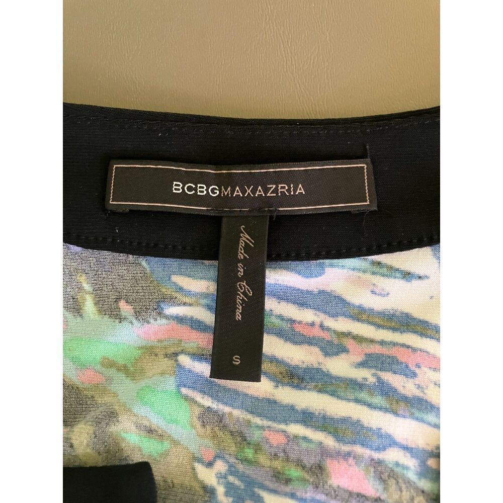 BCBGMaxAzria Lindy dress abstract print halter knee length dress - Picture 4 of 9